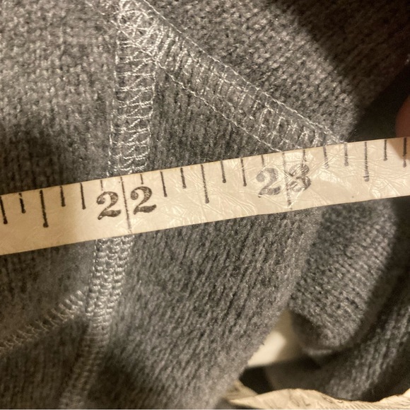 The North Face Gray Gordon Lyons 1/4 Zip Fleece - Picture 9 of 9